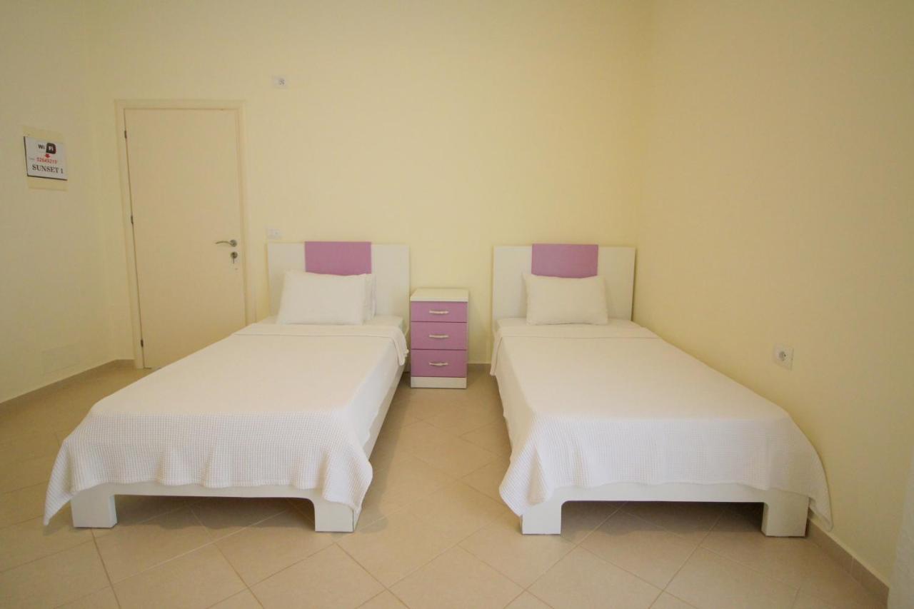 Sunset Apartments Saranda Extérieur photo